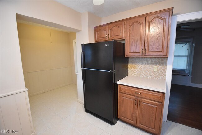 Building Photo - 1660 Glenmount Ave