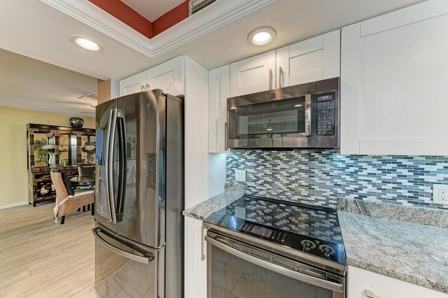 Building Photo - 4568 Red Maple Rd