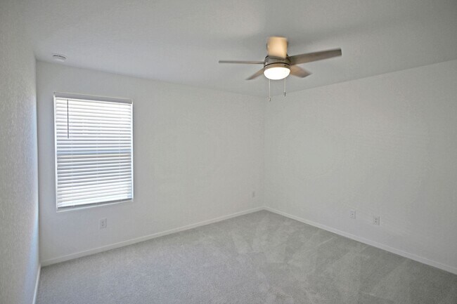 Building Photo - 1808 Stonechat