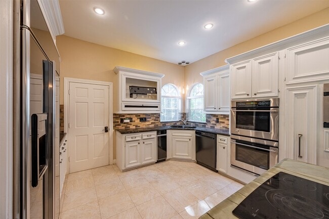Building Photo - 11826 Primwood Dr