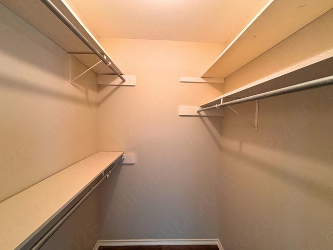 Building Photo - 514 Fossel Pass St