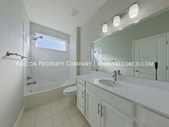 Building Photo - 1442 Promontory Bluff View