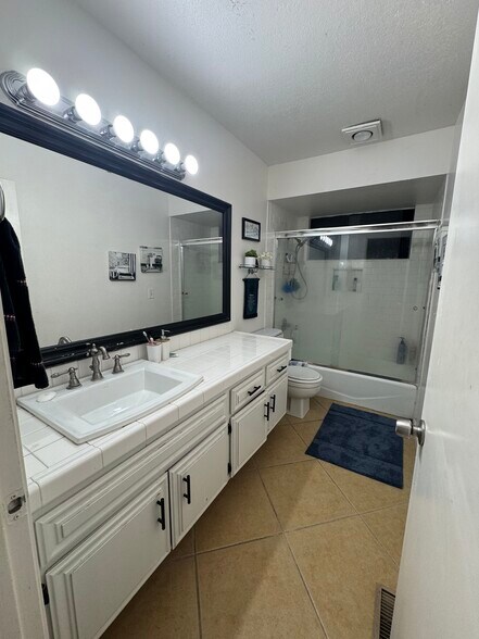 Building Photo - 6603 Reservoir Ct