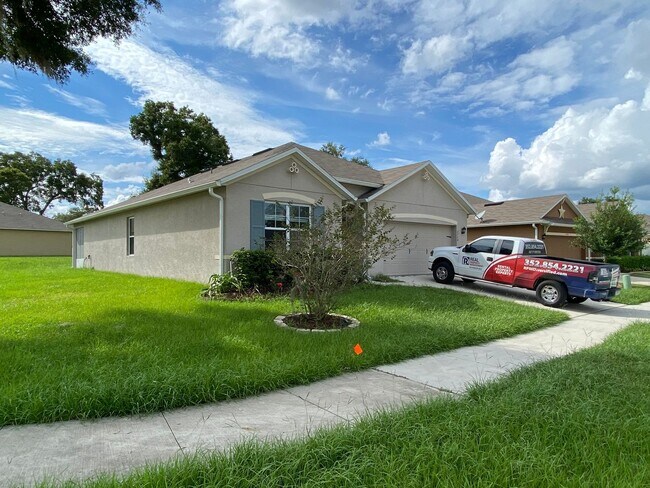 Building Photo - Oak Hill Plantation - 4/2/2 **Won't Last**