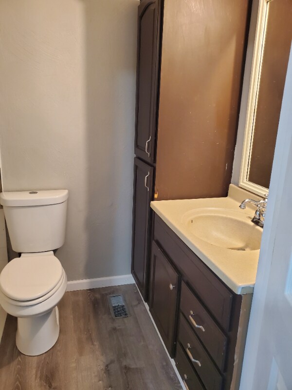 Building Photo - 20 Euclid St