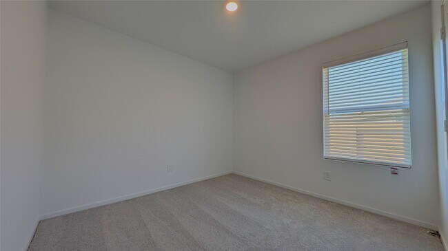 Building Photo - 29039 Grazing Plns Ln