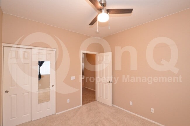 Building Photo - 3371 E Canary Way