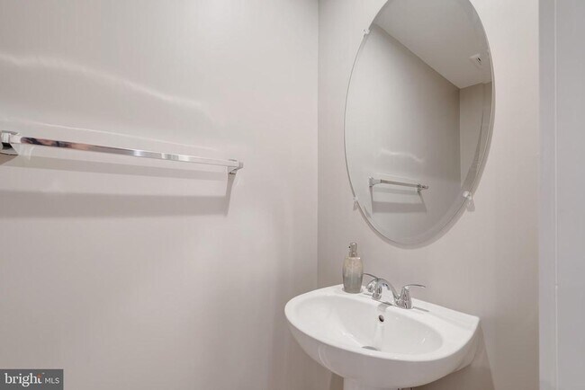 Building Photo - 105 Checkerspot Wy