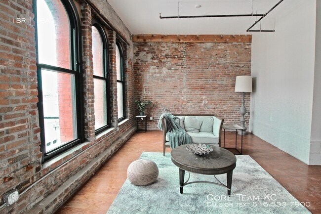 Building Photo - 1 Bedroom Artist Lofts