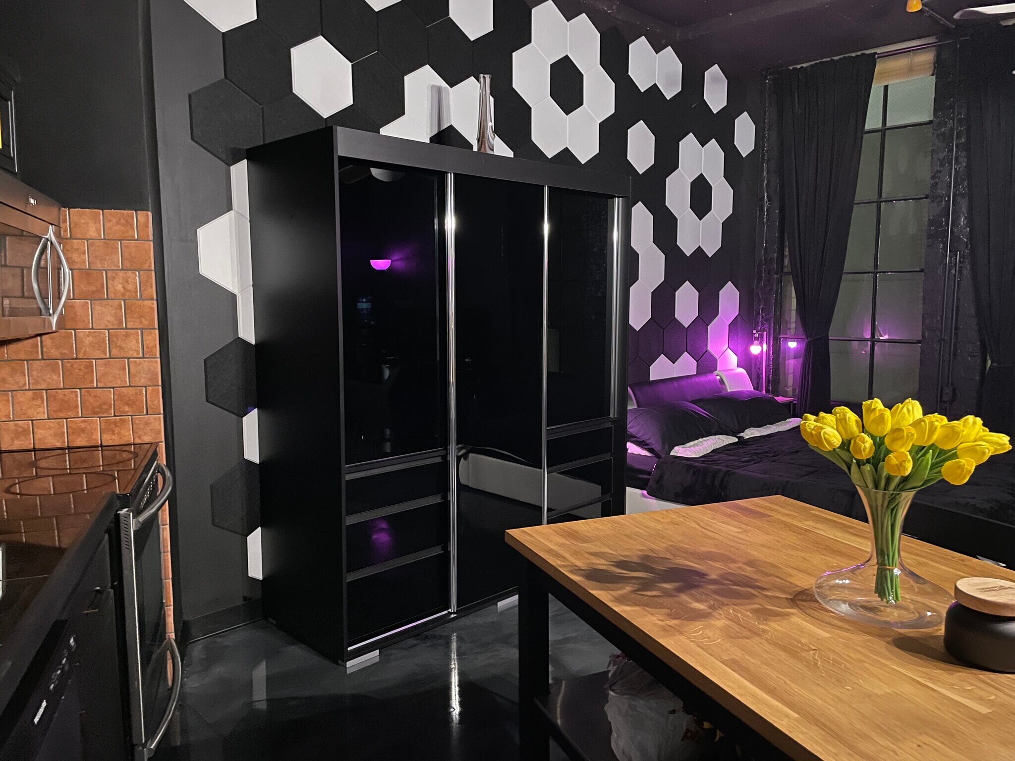 Building Photo - 1122 Jackson St