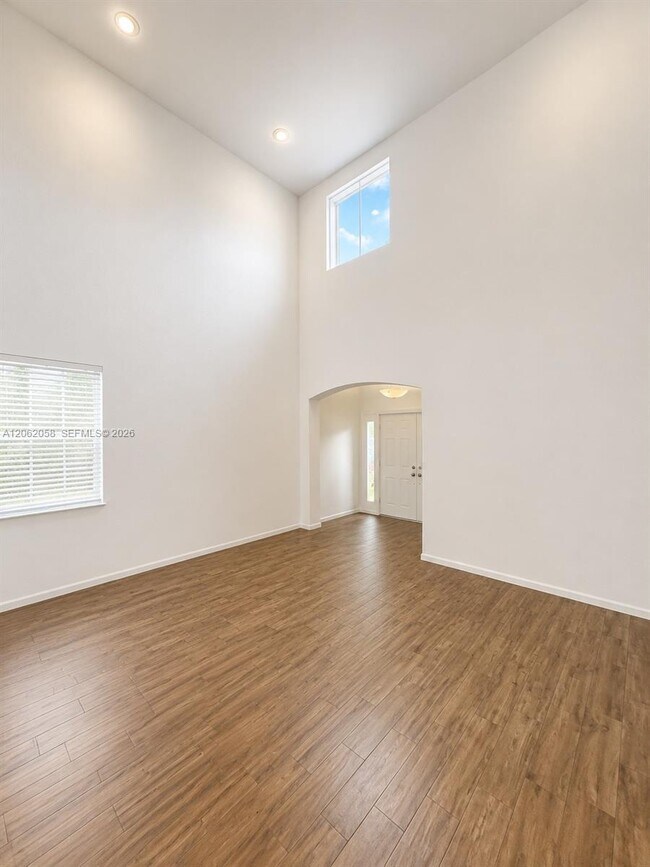 Building Photo - 316 Conservation Dr