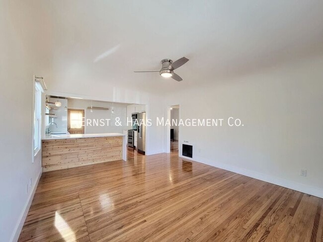 Building Photo - 1630A McKenzie St.-