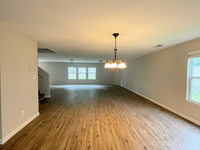 Building Photo - 30003 Westfield Dr