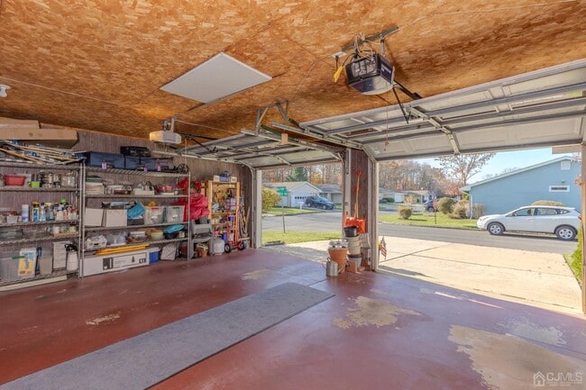 Building Photo - 508 Hazen Rd