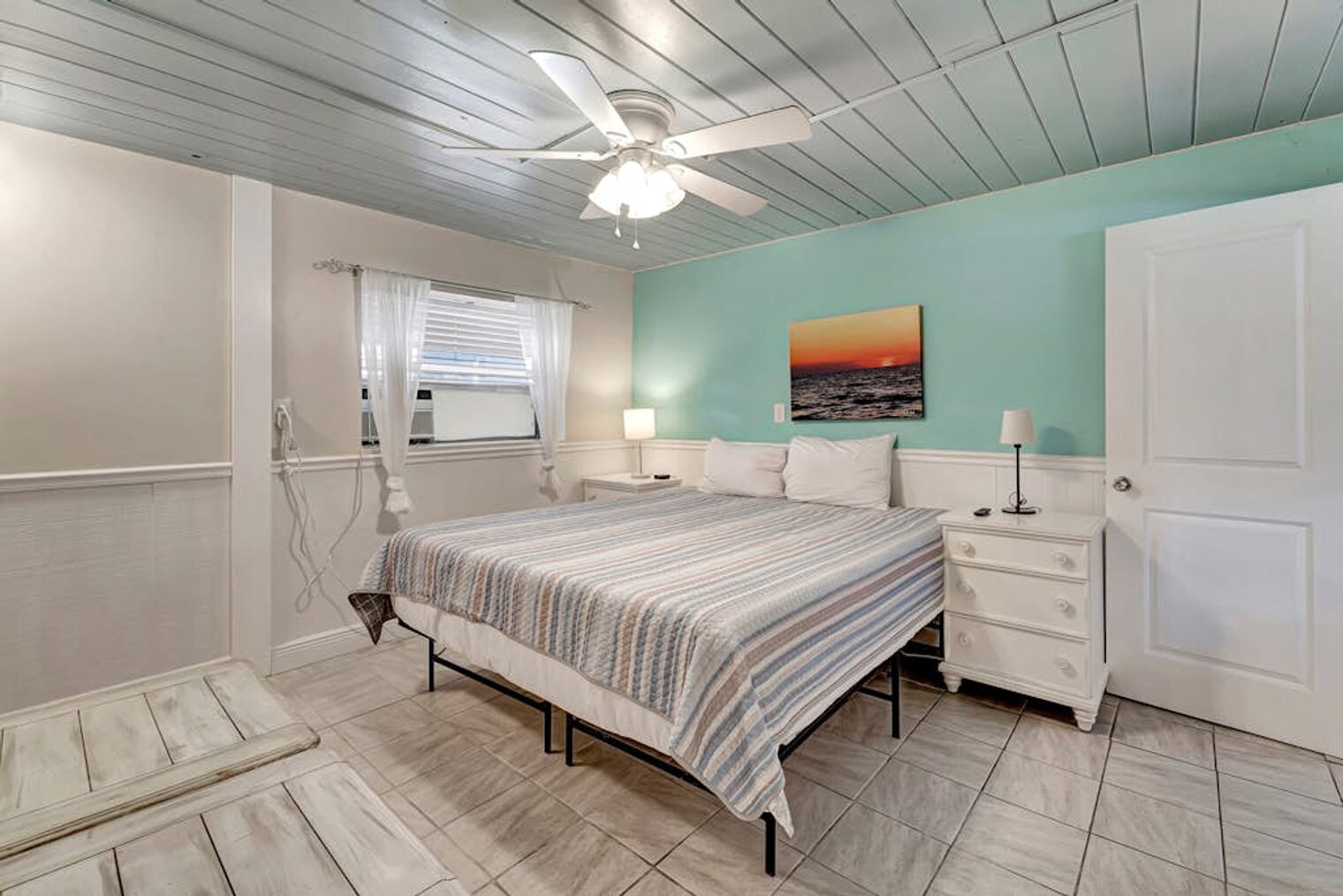 Building Photo - 3018 Gulf Dr