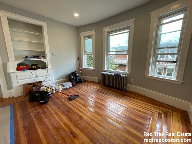 Building Photo - 44 Ashley St