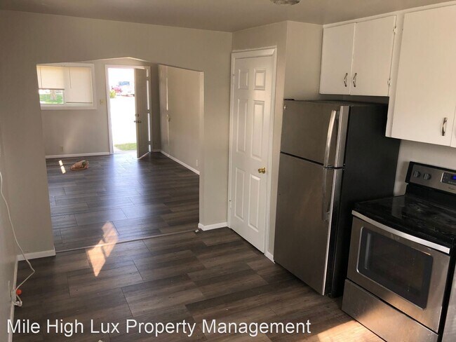 Primary Photo - 2 br, 1 bath House - 9130 Camenisch Way