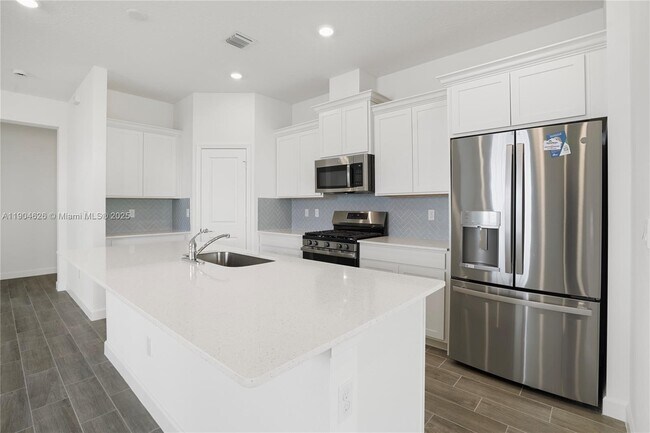 Building Photo - 19655 Barn Swallow Way