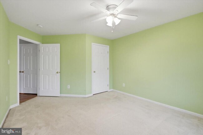 Building Photo - 6914 S Dewey Ct