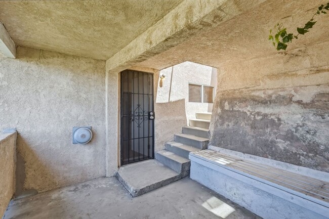 Building Photo - O'SULLIVAN