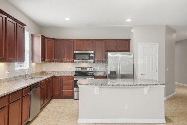 Building Photo - 2772 Mead Ave