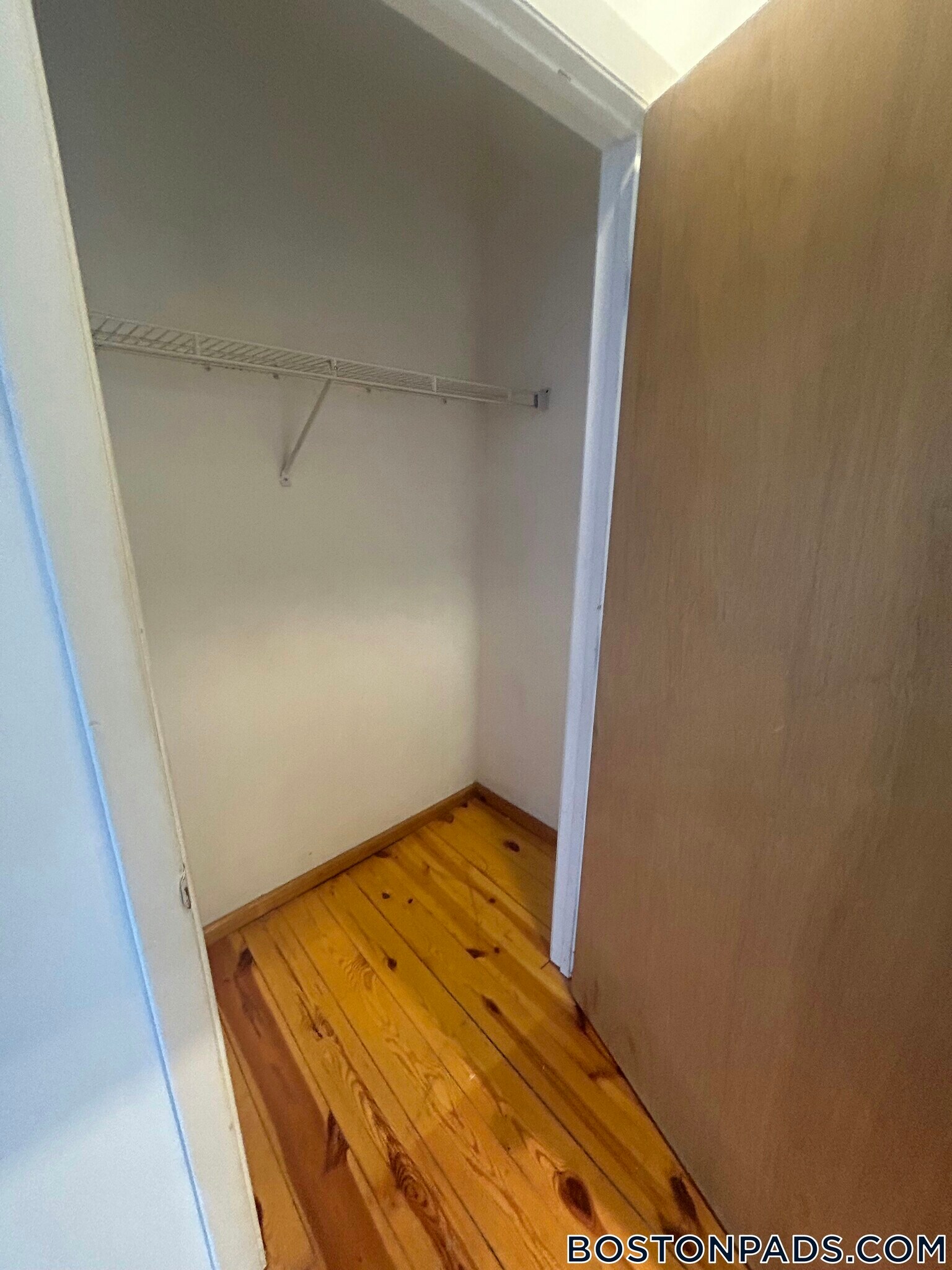 Building Photo - 600 Columbia Rd