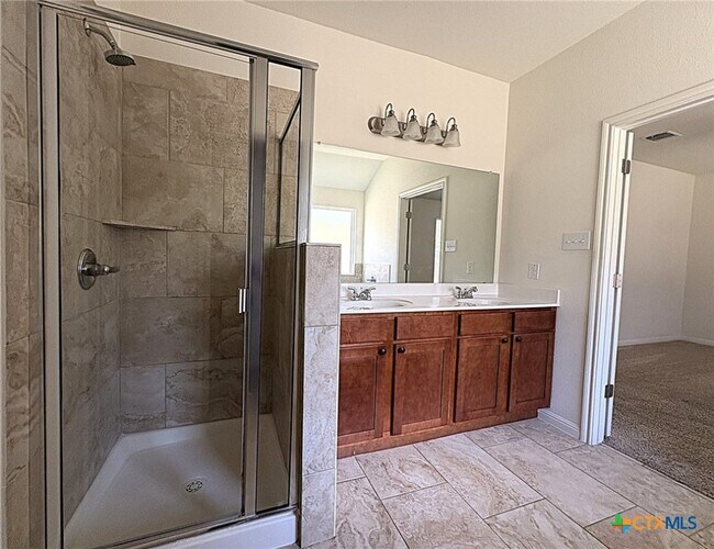 Building Photo - 3810 Flatrock Mountain Dr