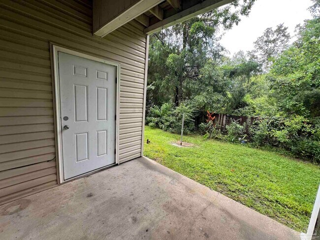 Building Photo - 7101 Joy St