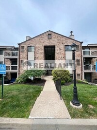 Building Photo - 24 Woodland Hills Dr