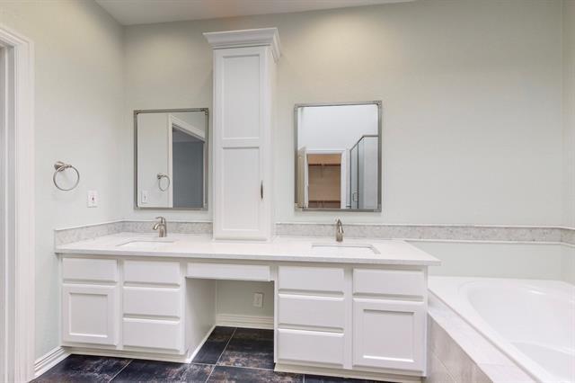 Building Photo - 6736 Magnum Dr