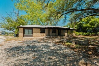 Building Photo - 306 Grindstone Rd