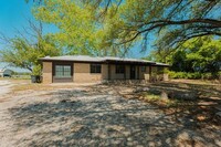 Building Photo - 306 Grindstone Rd