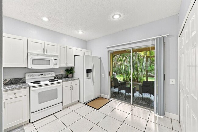 Building Photo - 29924 Playa Del Rey Ln