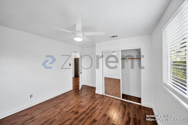 Building Photo - 1627 W 82nd St