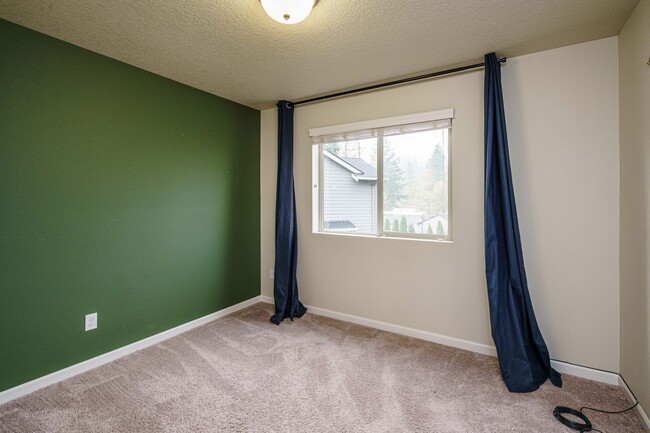 Building Photo - Desirable Camas Location - Hills at Round ...