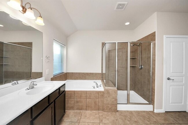 Building Photo - 24610 Emerald Pool Falls Dr