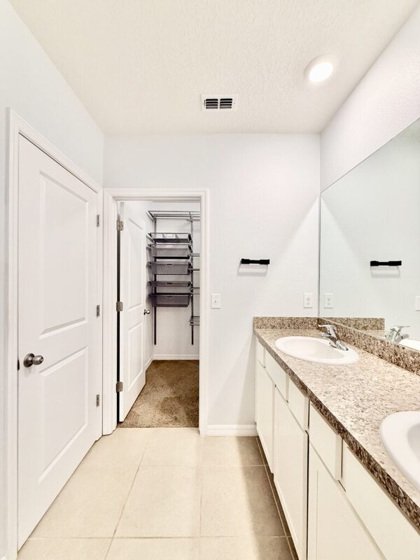 Building Photo - 5321 Loblolly Ln