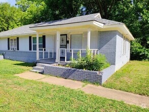 Building Photo - 772 Waring Rd