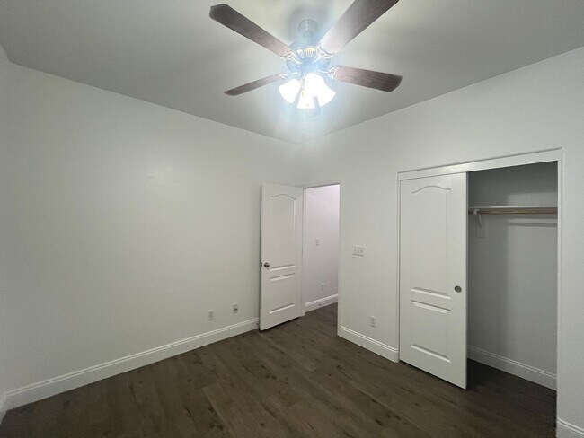 Building Photo - Stylish single-story living with 3 bedrooms, 2 baths, plus a versatile den — 1,489 sq ft of comfo...