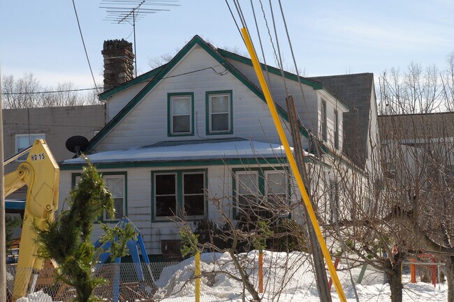 Primary Photo - Mason Apartments