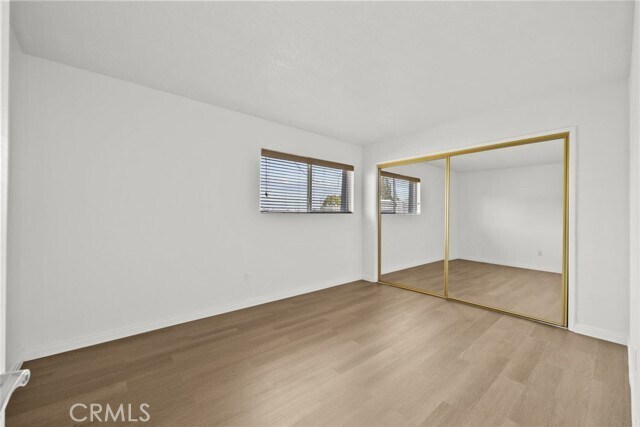 Building Photo - 18550 Hatteras St