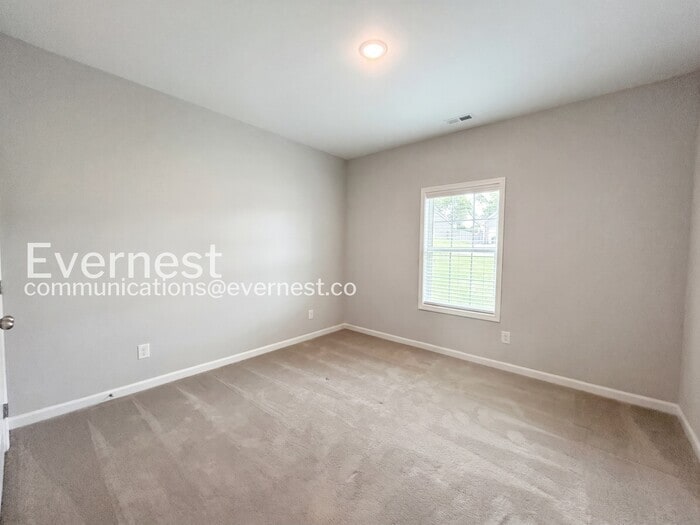 Building Photo - 1307 Ventura Ln