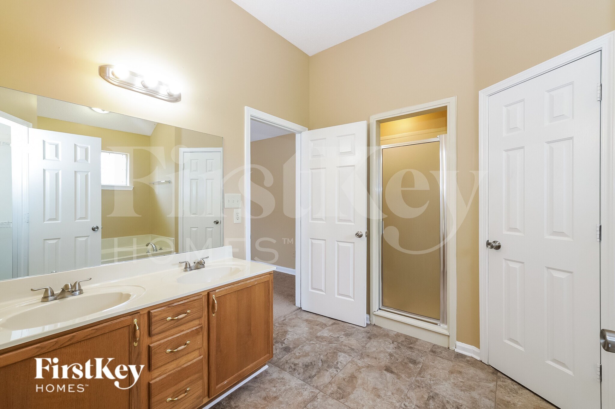 Building Photo - 6454 Manchester Dr