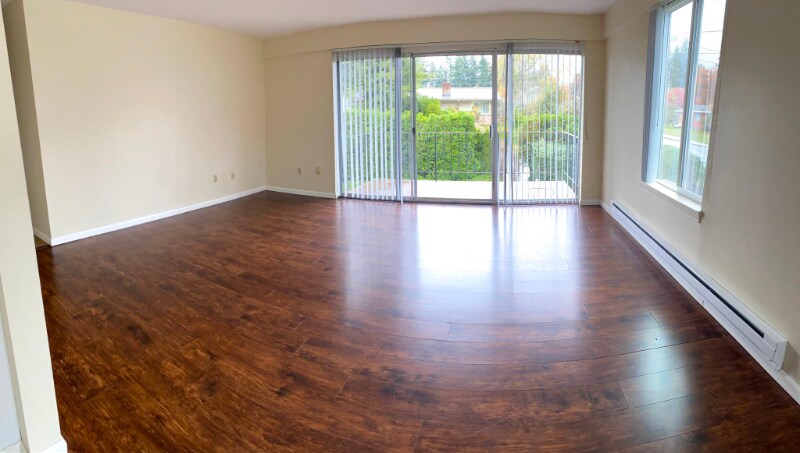 Building Photo - 3030 NE 10th St