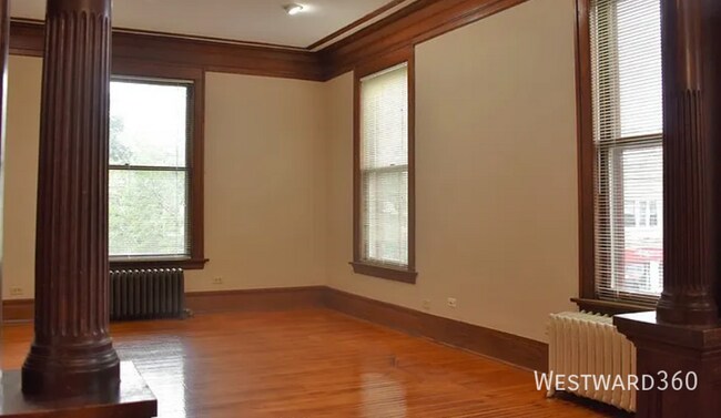 Building Photo - 420 N Marion St