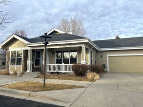 Building Photo - 4751 Pleasant Oak Dr