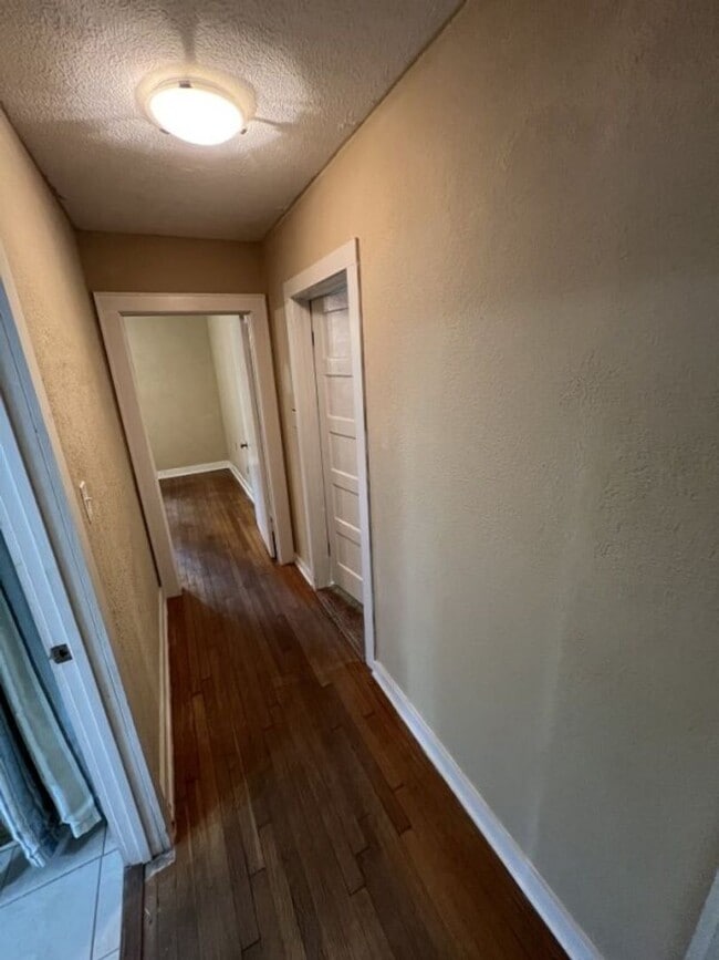 Building Photo - Spacious 5-Bedroom Home in Prime Zachary Location