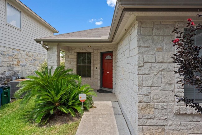 Building Photo - 1900 Melissa Oaks Ln