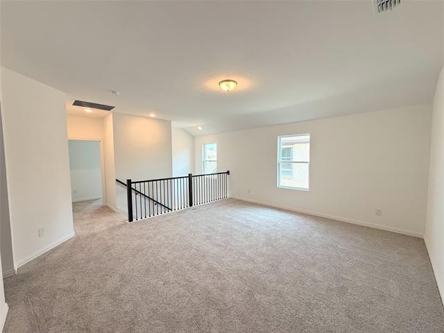 Building Photo - 713 Roanoke Dr