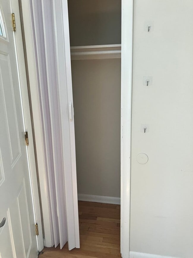 Building Photo - 3607 E Morningside Dr